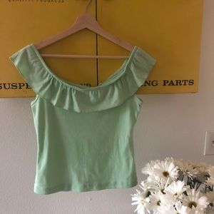 1970’s Vintage Ruffle Off The Shoulder Top in Mint